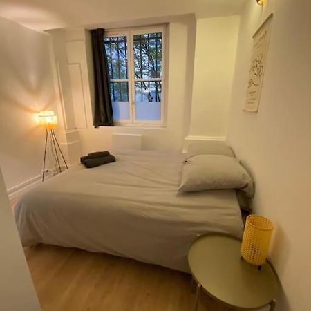 Ferienwohnung Cozy 1Br+Sofa Bed In Lyon Center Exterior foto